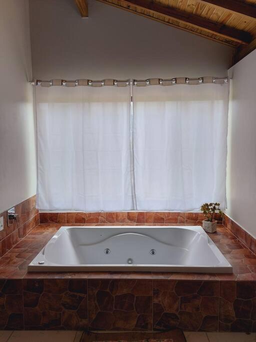 Cabana Recanto Do Arruda Para Casal Em Aguas Mornas Exterior foto